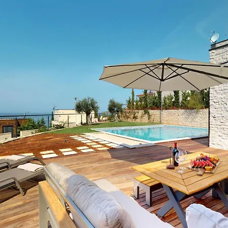 Oliven By Interhome